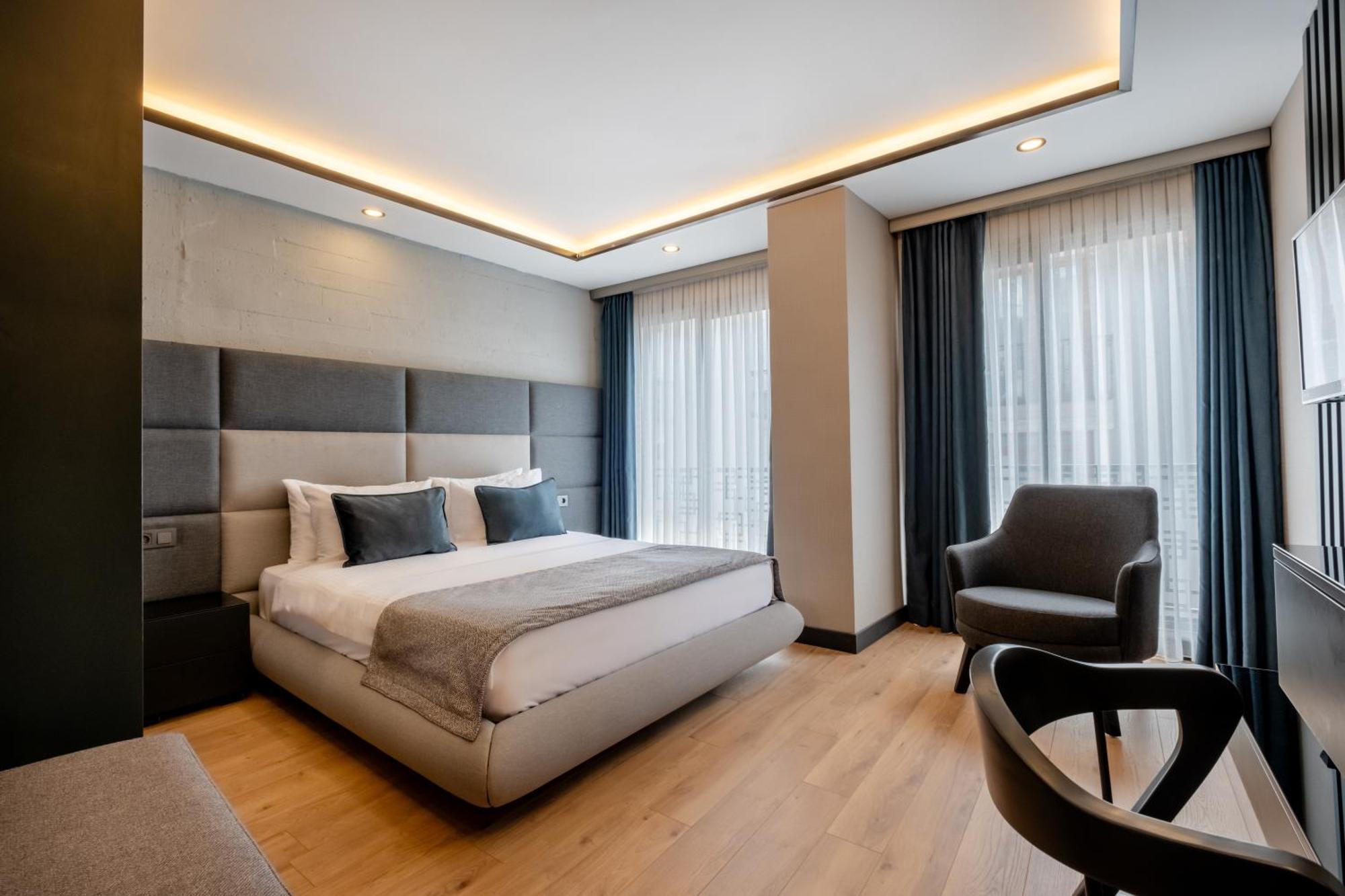The Row Suites Taksim Istanbul Exterior photo