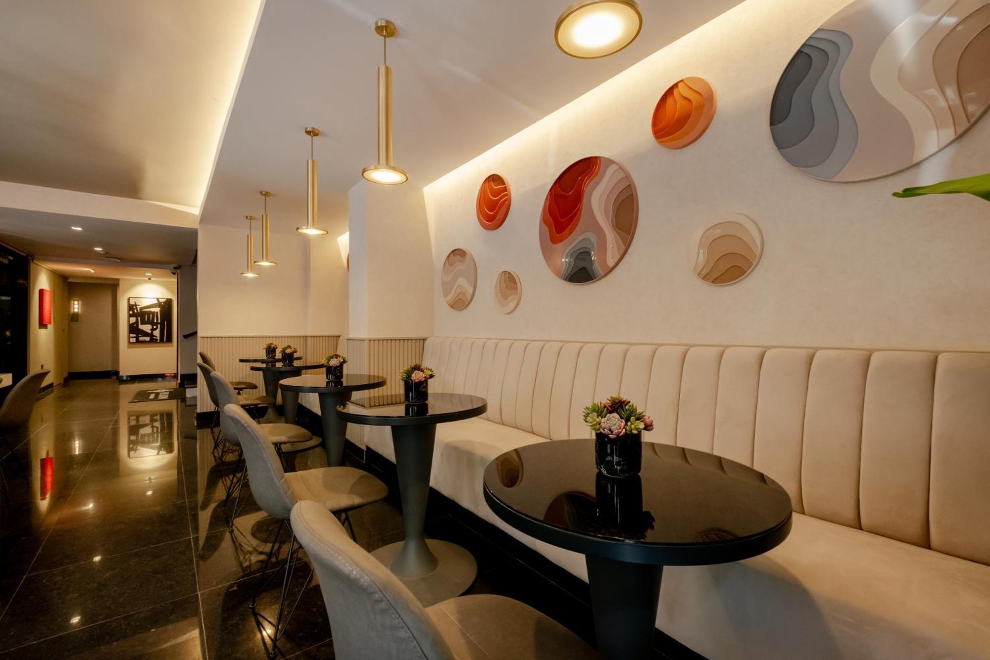 The Row Suites Taksim Istanbul Exterior photo