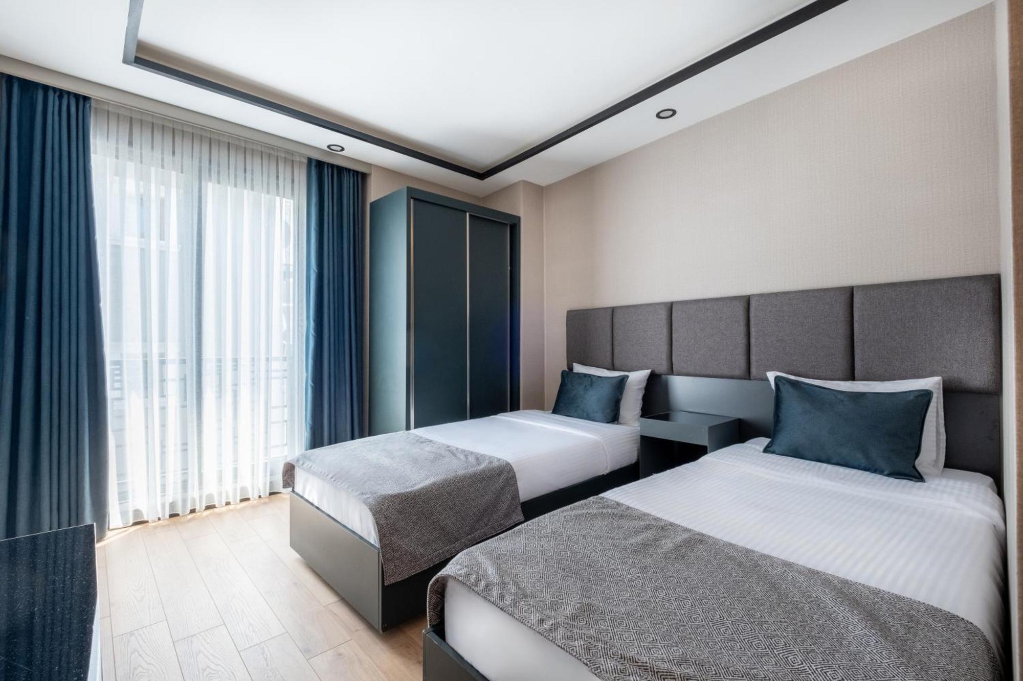 The Row Suites Taksim Istanbul Exterior photo